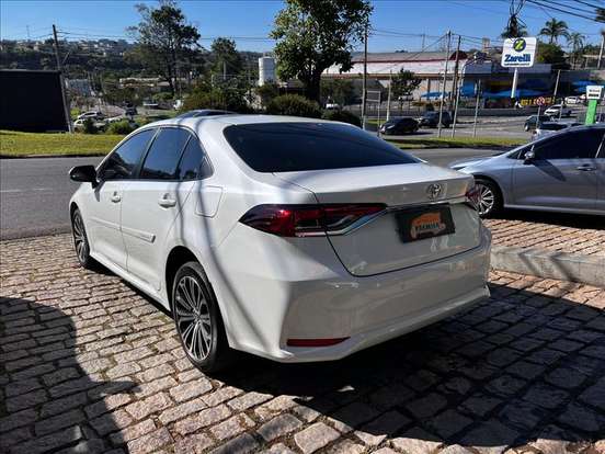 TOYOTA-COROLLA-2021