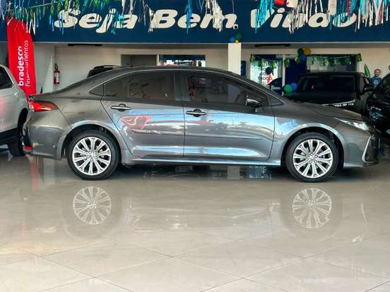 TOYOTA-COROLLA-2022