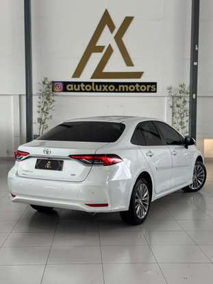 TOYOTA-COROLLA-2025