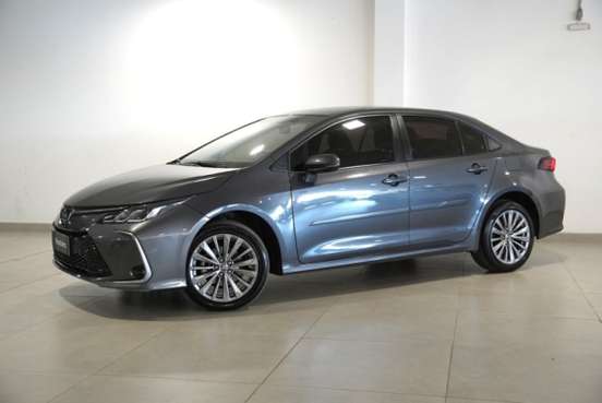 TOYOTA-COROLLA-2024