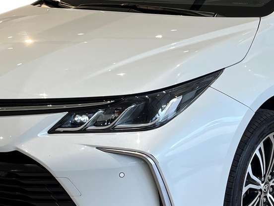 TOYOTA-COROLLA-2021