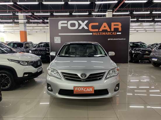 TOYOTA-COROLLA-2011