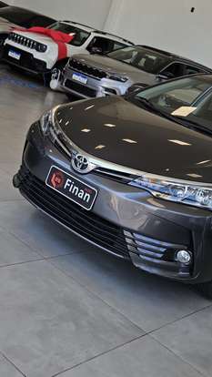 TOYOTA-COROLLA-2018