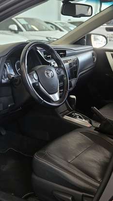 TOYOTA-COROLLA-2018