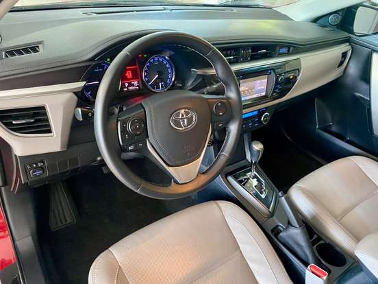 TOYOTA-COROLLA-2015