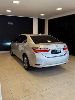 TOYOTA-COROLLA-2018