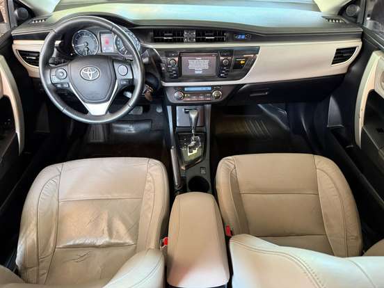 TOYOTA-COROLLA-2014