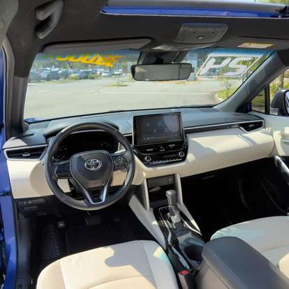 TOYOTA-COROLLA CROSS-2024