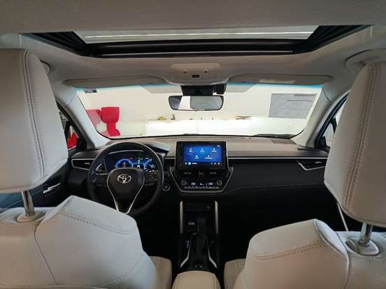TOYOTA-COROLLA CROSS-2024