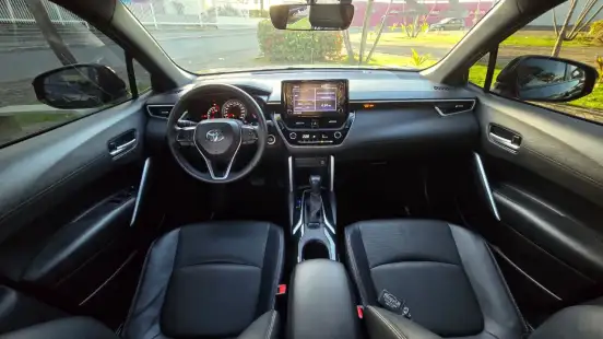 TOYOTA-COROLLA CROSS-2021