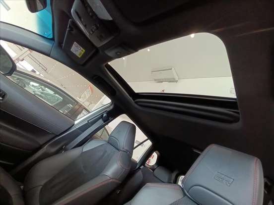 TOYOTA-COROLLA CROSS-2024