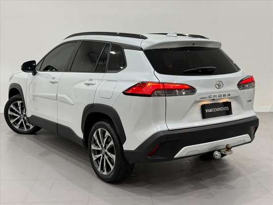 TOYOTA-COROLLA CROSS-2024