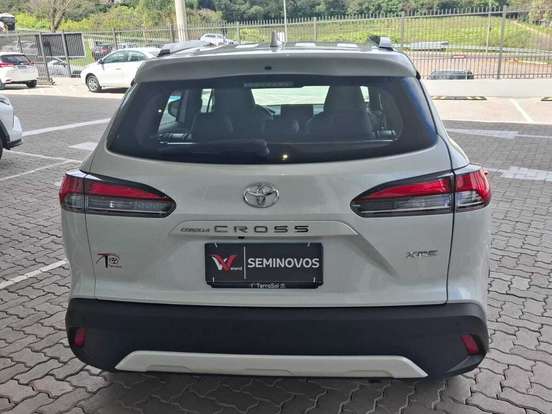 TOYOTA-COROLLA CROSS-2.0 VVT-IE FLEX XRE DIRECT SHIFT TOYOTA-COROLLA CROSS-2024