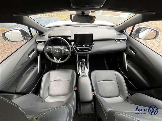 TOYOTA-COROLLA CROSS-2023