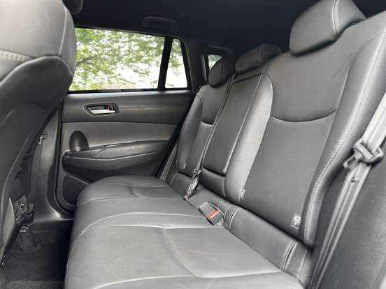 TOYOTA-COROLLA CROSS-2023