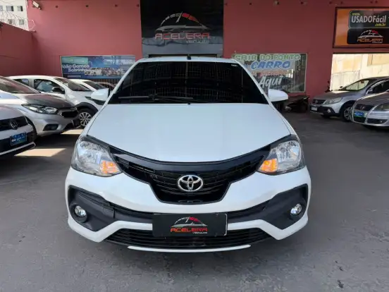 TOYOTA-ETIOS-2020