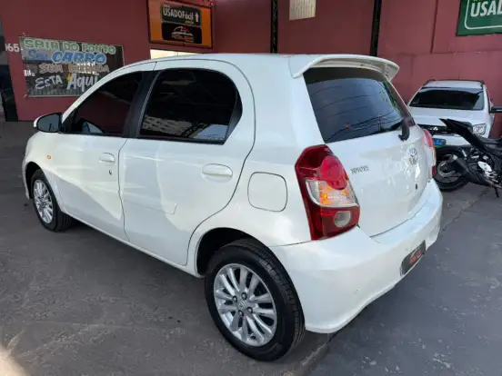 TOYOTA-ETIOS-1.3 X 16V FLEX 4P AUTOMÁTICO TOYOTA-ETIOS-2020