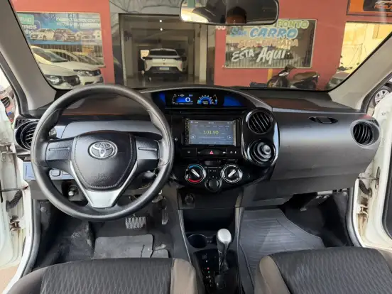 TOYOTA-ETIOS-1.3 X 16V FLEX 4P AUTOMÁTICO TOYOTA-ETIOS-2020