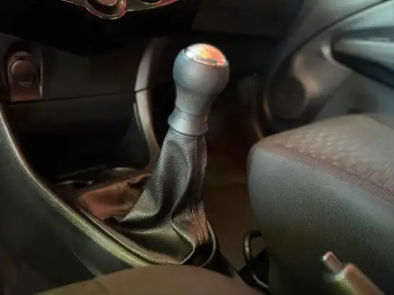 TOYOTA-ETIOS-2015