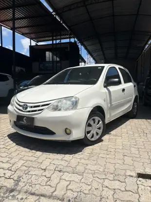 TOYOTA-ETIOS-1.3 X 16V FLEX 4P MANUAL TOYOTA-ETIOS-2012