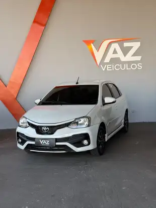 TOYOTA-ETIOS-2017