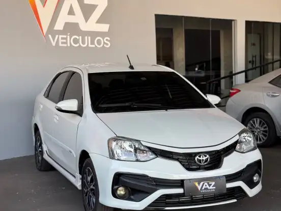 TOYOTA-ETIOS-1.5 PLATINUM 16V FLEX 4P AUTOMÁTICO TOYOTA-ETIOS-2017