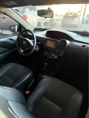 TOYOTA-ETIOS-2017