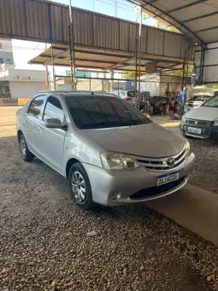 TOYOTA-ETIOS-1.5 X SEDAN 16V FLEX 4P MANUAL TOYOTA-ETIOS-2013