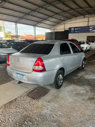 TOYOTA-ETIOS-2013