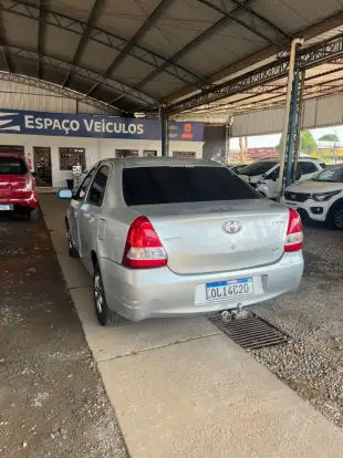 TOYOTA-ETIOS-1.5 X SEDAN 16V FLEX 4P MANUAL TOYOTA-ETIOS-2013