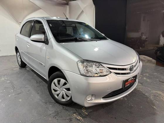 TOYOTA ETIOS 1.3 X 16V FLEX 4P AUTOMÁTICO