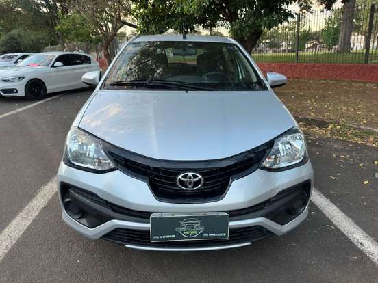 TOYOTA-ETIOS-2018