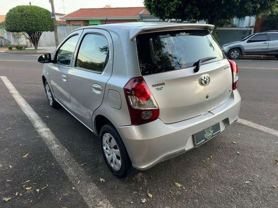 TOYOTA-ETIOS-1.3 X 16V FLEX 4P MANUAL TOYOTA-ETIOS-2018