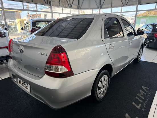 TOYOTA-ETIOS-1.5 X SEDAN 16V FLEX 4P AUTOMÁTICO TOYOTA-ETIOS-2018