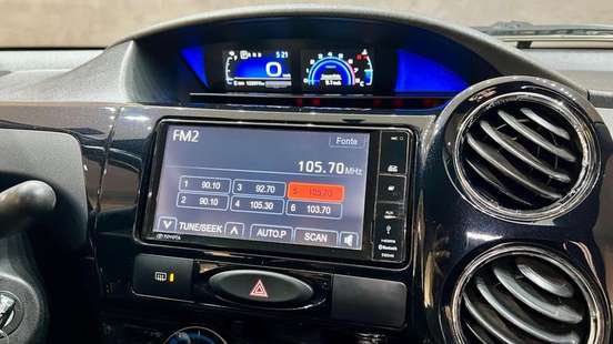 TOYOTA-ETIOS-1.5 XLS 16V FLEX 4P AUTOMÁTICO TOYOTA-ETIOS-2017
