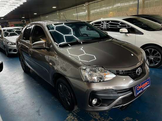TOYOTA-ETIOS-1.5 XS SEDAN 16V FLEX 4P MANUAL TOYOTA-ETIOS-2017