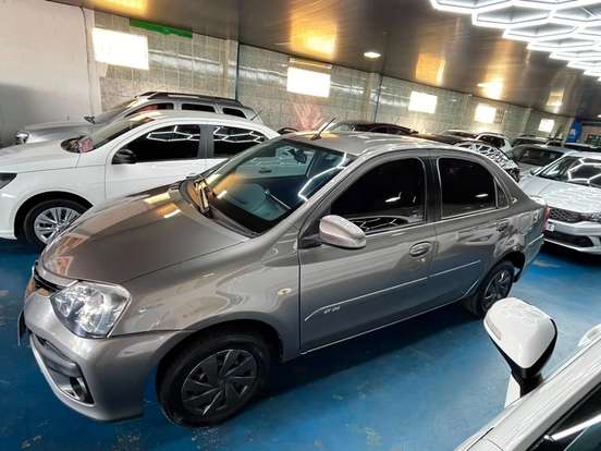 TOYOTA-ETIOS-1.5 XS SEDAN 16V FLEX 4P MANUAL TOYOTA-ETIOS-2017