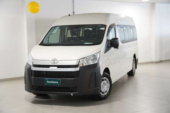 TOYOTA-HIACE-2024