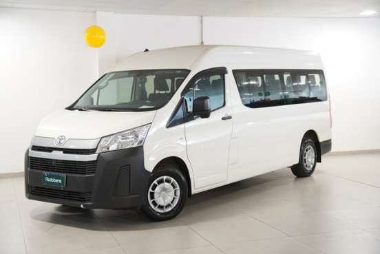 TOYOTA-HIACE-2024