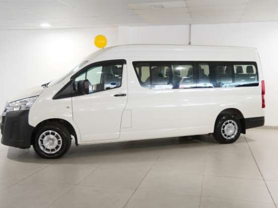 TOYOTA-HIACE-2.8 D-4D TURBO DIESEL MINIBUS 15+1 DX AUTOMÁTICO TOYOTA-HIACE-2024