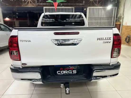 TOYOTA-HILUX-2.7 SRV 4X2 CD 16V FLEX 4P AUTOMÁTICO TOYOTA-HILUX-2016