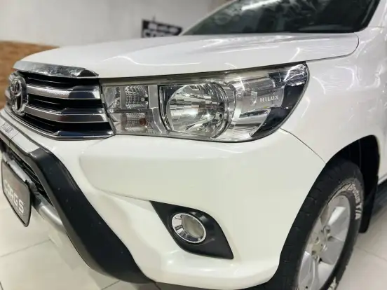 TOYOTA-HILUX-2.7 SRV 4X2 CD 16V FLEX 4P AUTOMÁTICO TOYOTA-HILUX-2016