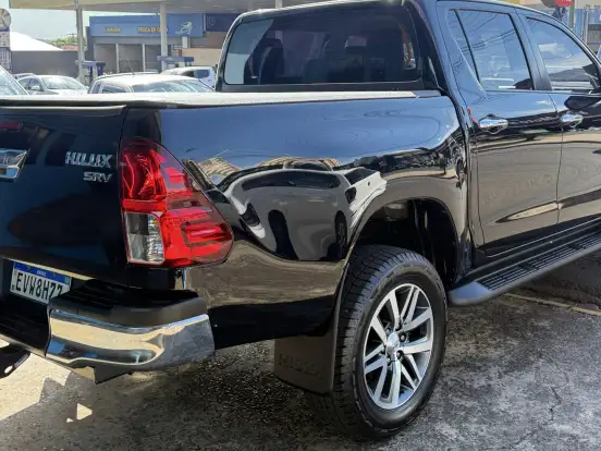 TOYOTA-HILUX-2.7 SRV 4X2 CD 16V FLEX 4P AUTOMÁTICO TOYOTA-HILUX-2019