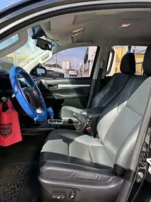 TOYOTA-HILUX-2019