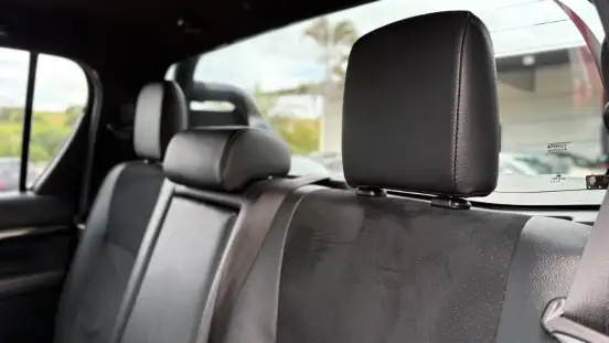TOYOTA-HILUX-2022