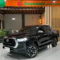 TOYOTA HILUX 2.8 D-4D TURBO DIESEL CD SRV 4X4 AUTOMÁTICO TOYOTA HILUX 2.8 D-4D TURBO DIESEL CD SRV 4X4 AUTOMÁTICO