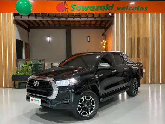 TOYOTA-HILUX-2.8 D-4D TURBO DIESEL CD SRV 4X4 AUTOMÁTICO TOYOTA-HILUX-2021