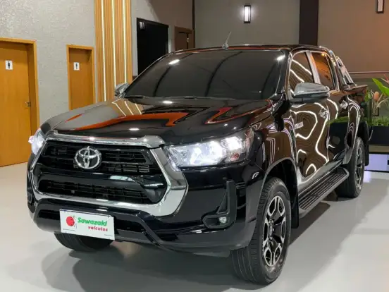 TOYOTA-HILUX-2.8 D-4D TURBO DIESEL CD SRV 4X4 AUTOMÁTICO TOYOTA-HILUX-2021