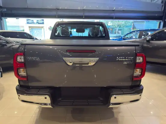 TOYOTA-HILUX-2026