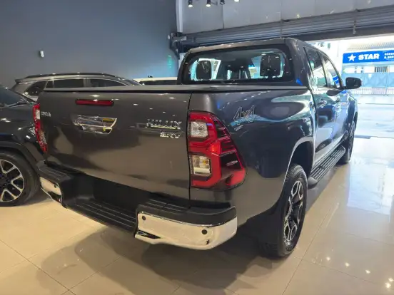 TOYOTA-HILUX-2.8 D-4D TURBO DIESEL CD SRV 4X4 AUTOMÁTICO TOYOTA-HILUX-2026